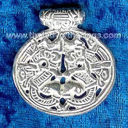 amulette vaarby pendentif viking