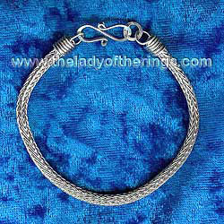 The Viking Knitting (Vikingestrik) bracelet B